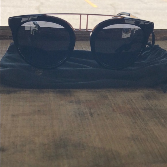 Balmain Sunglasses - Picture 4 of 4